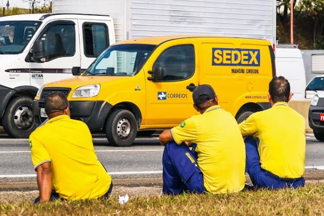 Funcionários dos Correios decidem entrar em greve por tempo indeterminado 