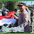 Bupati bersama Wakapolres Bondowoso dan dinas terkait membagikan 1000 bendera Merah Putih dalam rangka HUT RI ke-77 di RBA Alun-alun Bondowoso