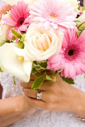 unique gerbera daisy and lily wedding bouquets