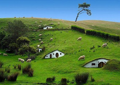 Desa Hobbiton Yang Terlupakan [ www.BlogApaAja.com ]