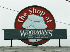 Lobster Shacks en Massachusetts: Tienda de Regalos de Woodman's of Essex