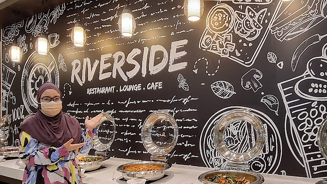 RESTORAN RIVERSIDE WTCKL BUFFET RAMADAN 2022 ANEKA SELERA DESA