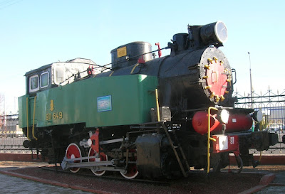 Узбекистан Ташкент музей паровоз  Uzbekistan Tashkent museum locomotive