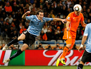 Prediksi Skor Pertandingan Uruguay vs Belanda 8 Juni 2011 Uji Coba 2011