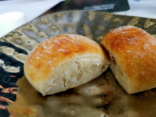 Auberge du Pommier Fine French Restaurant. Summerlicious 2019 Toronto Auberge du Pommier Fine French Restaurant. Summerlicious 2019 Toronto