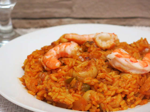 ARROZ CON PISTO Y CHIPIRONES