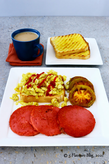 Fried Polony, Scrambled Egg & Fried Tomato