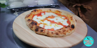Homemade pizza recipe like in Italy
