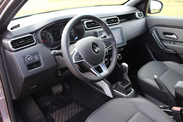 Renault Duster 1.3 Turbo 2023 - Interior