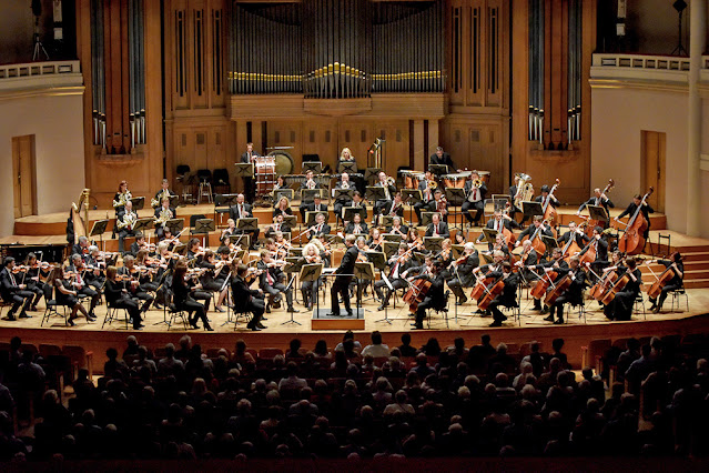 Belgian National Orchestra & Hugh Wolff  ©Veerle Vercauteren