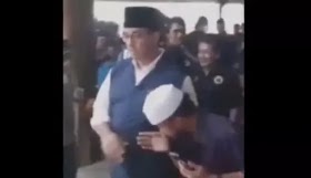 Anies Ogah-ogahan Salaman dengan Pendukungnya, Muannas Langsung Bongkar Kesombongan Anies di Depan Jokowi