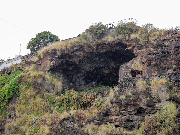 Comienzan los sondeos arqueológicos en la Cueva Carías en Santa Cruz de La Palma