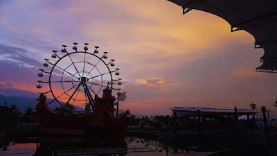 sunset saloka park semarang