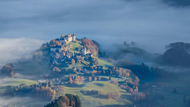 Szwajcaria, Gruyères – zamek i miasteczko