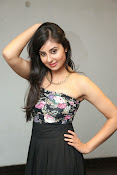 Bhanusri Mehra latest glam pics-thumbnail-7