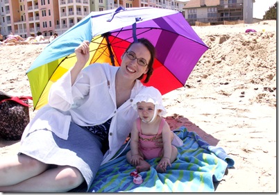 Elaine 25 Weeks First time at the Beach