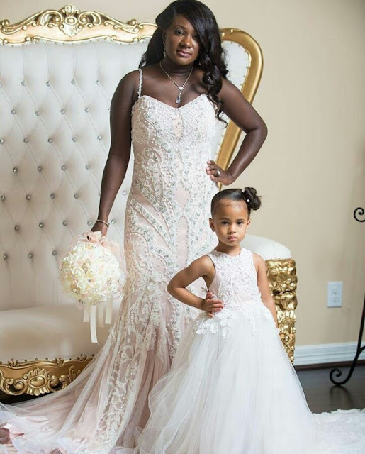 This cute little bride is the very definition of slay