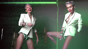 Miley Cyrus – V Magazine Photoshoot (May 2013)