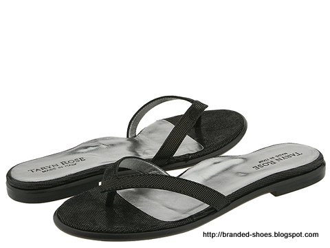 Branded shoes:Q327-80074
