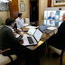 Kicillof realizó teleconferencias con los intendentes del AMBA