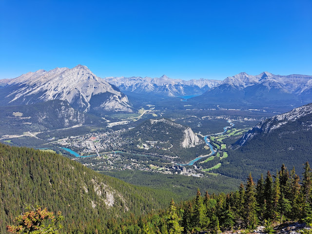 sulphur mountain banff national park