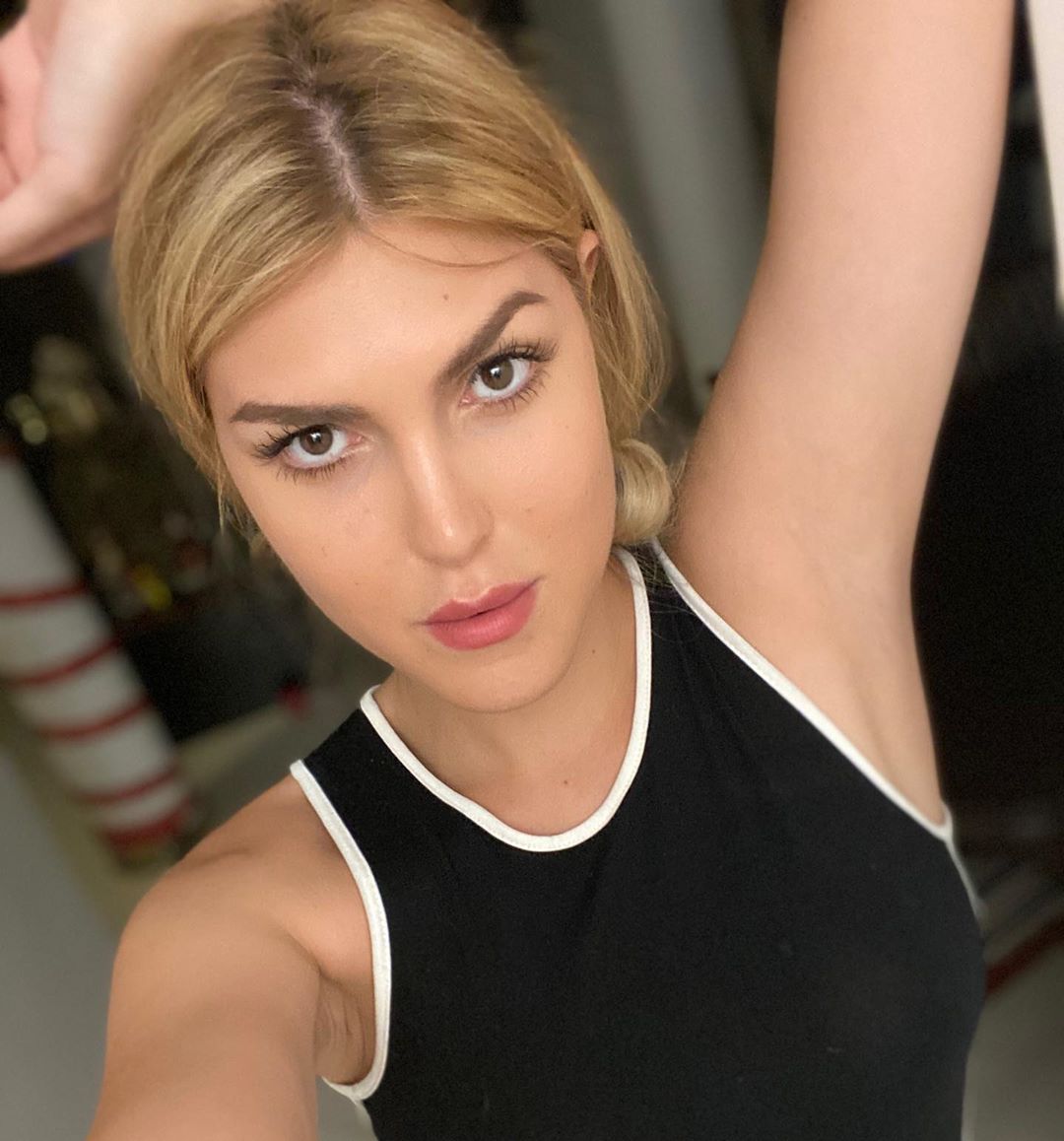 Mia MAquilon KArolyi – Most Beautiful Trans Women from Ecuador latest Instagram photo