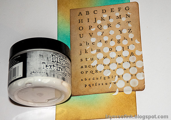 Layers of ink - Texture Paste Tag Tutorial by Anna-Karin Evaldsson.