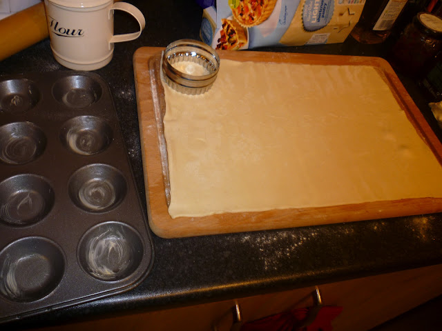 pastry board and rolled pastry 