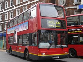 a 44 departs Victoria station