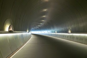 MIHO MUSEUM トンネル