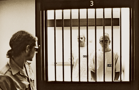 Bildergebnis für the stanford prison experiment