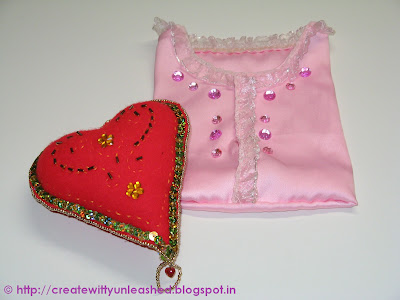 Embroidered Valentine Felt heart7