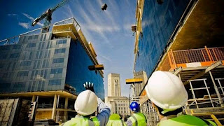 المهندس حديث التخرج بالموقع 