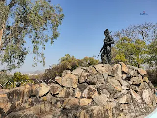 Maharana Pratap Smarak Udaipur in Hindi 3