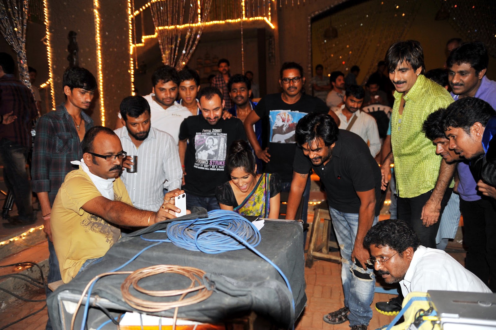 m4movi: Devudu Chesina Manushulu Location Photos