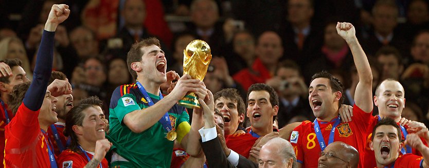 Spain Football Team lifts 2010 World Cup  football finance blog