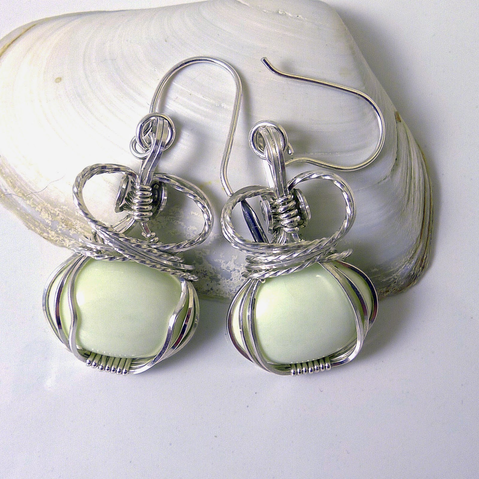 https://www.etsy.com/nz/listing/186583066/lemon-chrysoprase-and-sterling-silver