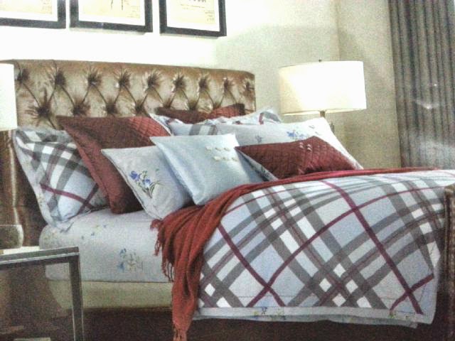 Sprei Jepang Motif Kotak Abu