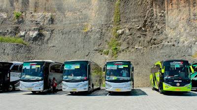 Tempat Parkiran Bus Pantai Pandawa Bali