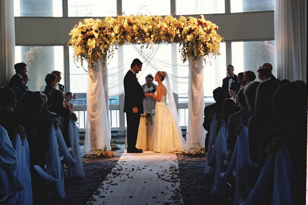 winter wedding arbor