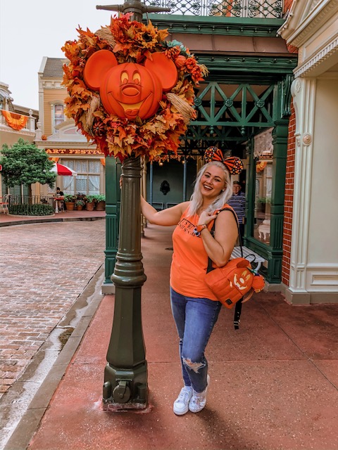 Lindsey Gaughan is the founder and creator of Best Day Ever Ears Co. and makes Minnie ears.