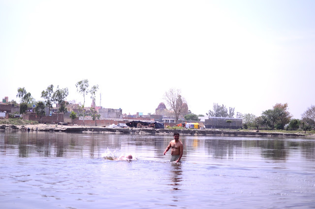 The Ultimate Cleanse--Bathing in the Yamuna River