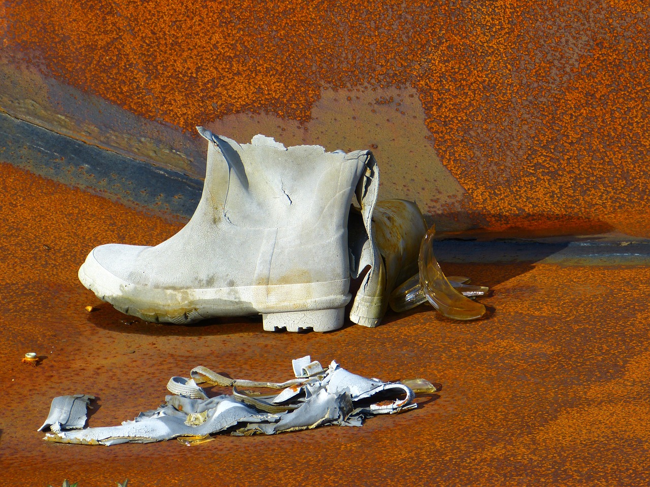 Kelemahan dan Resiko Usaha Cuci Sepatu