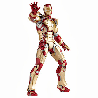 Kaiyodo Revoltech Iron Man 3 - Iron Man Mark 32 Figure