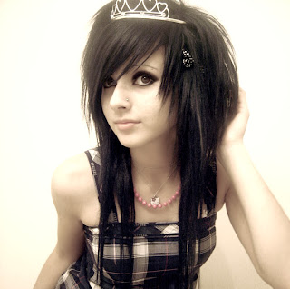 Girls Emo Hairstyles for Long Hair Picture Gallery