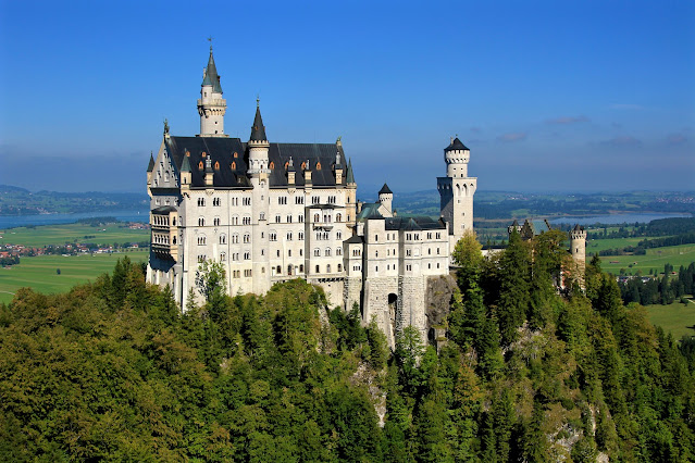 Neuschwanstein Castle: