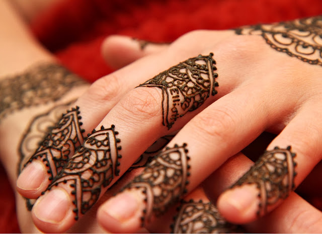 Finger Mehndi Designs Wallpapers Free Download