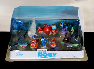 finding dory deluxe figurine playset figure