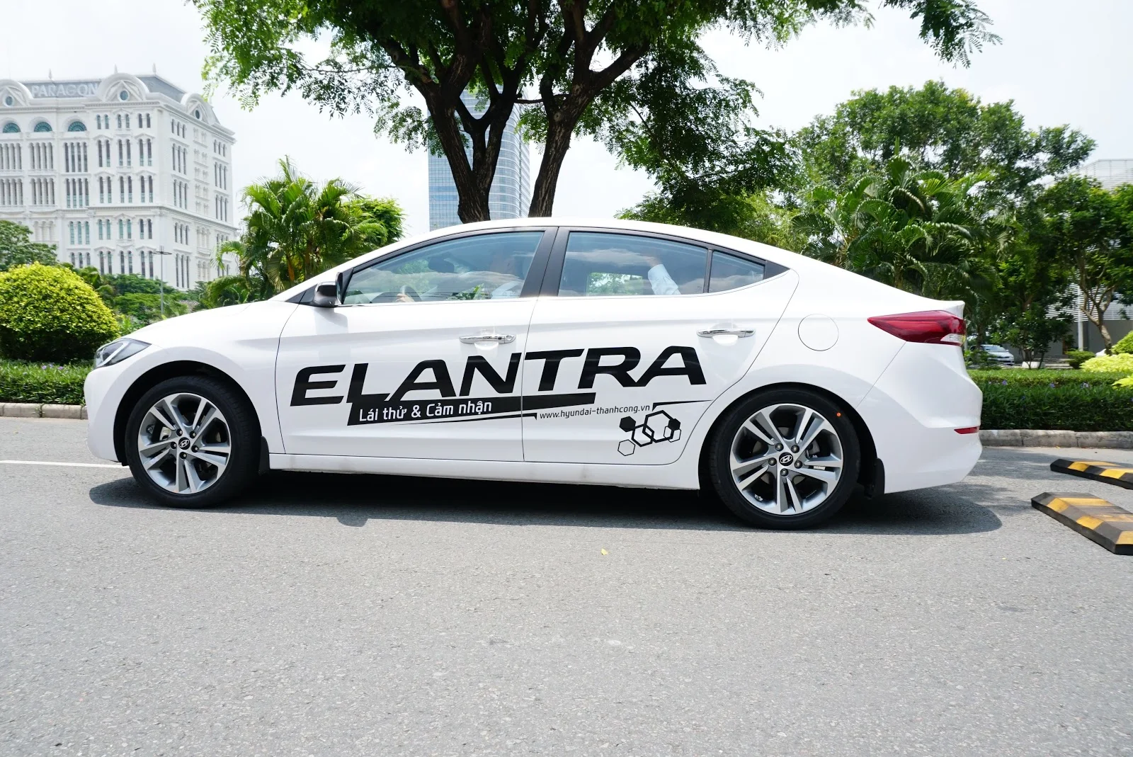 Hyundai Elantra 2016