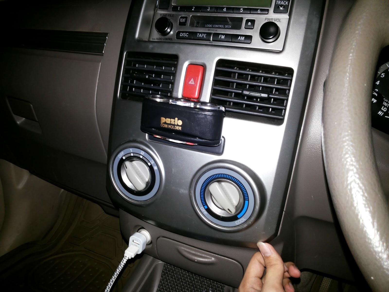 AutoModz Modifikasi Lampu Panel AC Toyota Rush